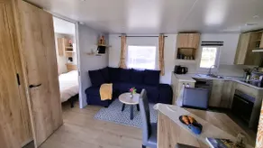 Cozy, luxurious Veluws Meerhuisje on the water - Image 2