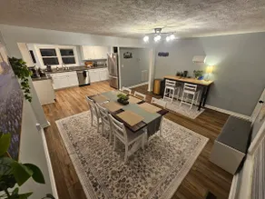 Cozy/Modern Creekside Mtn Home - Elkton - Fire Pit - Image 2