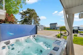 Champagne Shores | Pool, Hot Tub & Harbor Views - Image 5