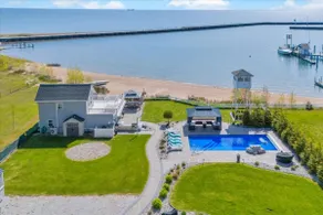 Champagne Shores | Pool, Hot Tub & Harbor Views - Image 2