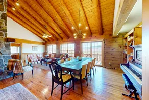 Custom 5BR with deck, wood stove, & mountain views - Image 4