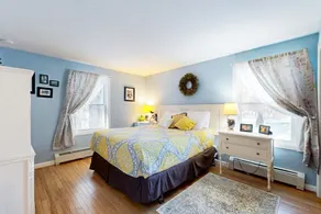 3BR dog friendly home near skiing, shops, hiking - Image 3