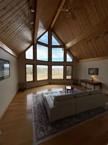 Hillside Chalet - Image 2