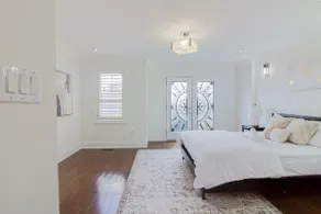 Cozy Custom built House, 25 minutes to Downtown - Image 4