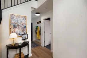 ND Retreat<>Luxury 3 B 3.5 BA Townhome 1.5mi to ND - Image 5
