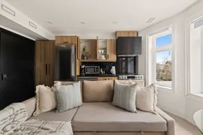 Stylish West End Apt | Cozy City Retreat! - Image 3