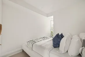 Stylish West End Apt | Cozy City Retreat! - Image 2