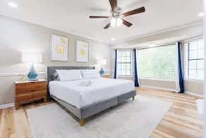 The Slate House | Modern 3BR Retreat Near I-75 - Image 4