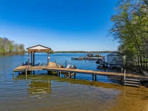 Amber Sunset | Lakefront on Lake Anna | Dock, Hot - Image 3
