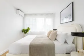 Two Bedrooms Deluxe Apartment - Including Parking - Image 4