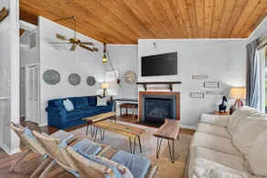 Coastal Retreat, Boat, Surf, Swim, Kayak, Hot Tub - Image 4