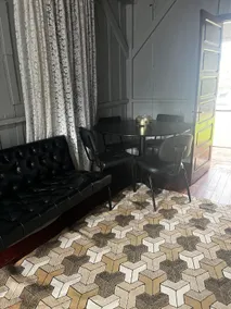 House near the park - Image 2