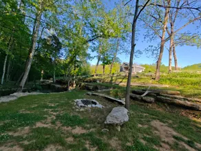 Creek Cabin - Image 3