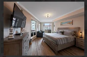 Waterfront Executive Suite on Sunset. - Image 2