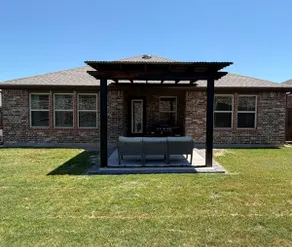 Summer Getaway - 3BR/2 Bath Home w/ Pool Access - Image 5