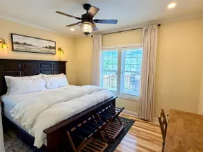 The Eleanor-Historic Charm, Modern Comfort - Image 3