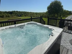 Farmhouse with pool near Ark Encounter - Image 5