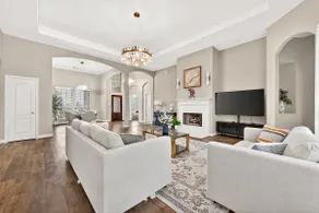 Luxurious, Entertainment-rich Resort in Richmond - Image 3