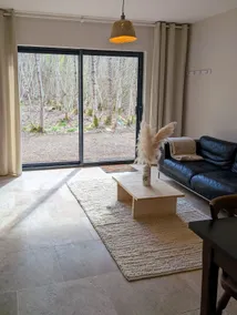 Small haven on the edge of the forest - Image 5