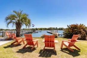Sandy Shorts|Golf Cart · BeauCoast · 3BR Beaufort - Image 4