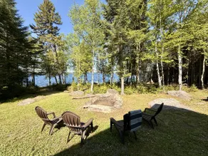 Trails End|Brassua Lake with Canoes & Garage - Image 4