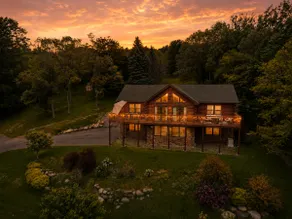 Slps 15, Hot tub, Sauna & Game room - Gateway FLX - Image 3