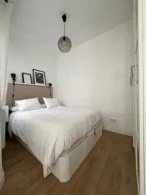15 min walk to Bernabéu - Image 2