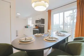 Shoreline Scandi Sanctuary | Townhouse Near Trails - Image 2