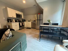 Cozy 1BR Stay Pittsburgh Summer Events - Image 3