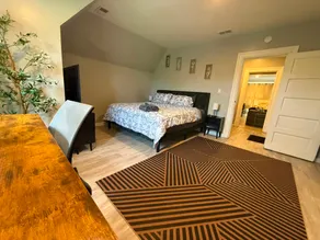 Cozy 1BR Stay Pittsburgh Summer Events - Image 5