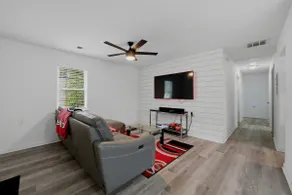 Atlanta Sports Retreat near Stadiums and Marta - Image 4