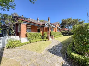 Stunning Heritage House - Chatswood Mall & Station - Image 2