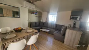 Comfortable mobile home, air conditioning, sleeps 8 - Image 2