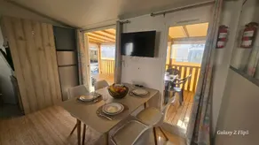 Comfortable mobile home, air conditioning, sleeps 8 - Image 5