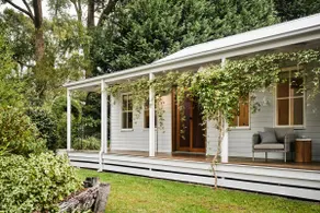 Boutique Sanctuary - Wood Fire - Luxe Getaway - Image 3