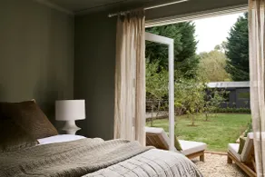 Boutique Sanctuary - Wood Fire - Luxe Getaway - Image 5