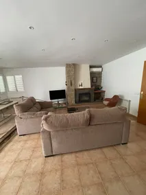 Family home with private pool, LLeida (Catalonia) - Image 4