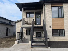 Quiet 2BR Condo Near Hospital and Wi-Fi - Image 2