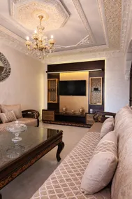 Traditional Luxury Apartment- Near Airport & Beach - Image 3