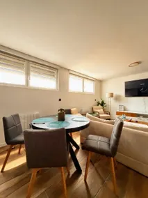 2 Luxury & Ultra-Comfort Bedrooms, Private Parking, #1 - Image 3