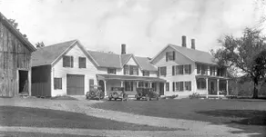 Farmhouse at Sweet Tree Farm - Image 2