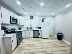 Center house - Image 4