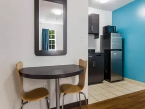 2 Full Beds|Nsmk,Micfridge - Image 3