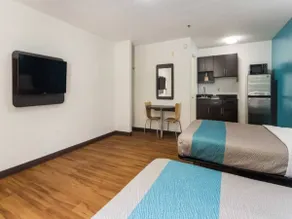 2 Full Beds|Nsmk,Micfridge - Image 2