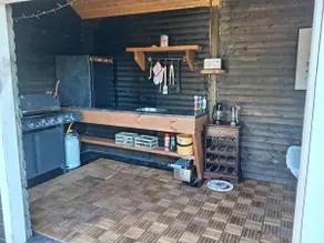 4-person cabin with beach sauna. - Image 5