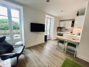 Bright Apartment in Mens Centre-Bourg - Image 2