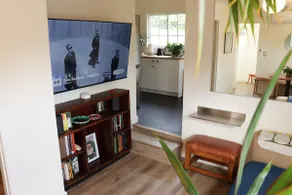 Cozy Pasadena Hideaway - Image 2