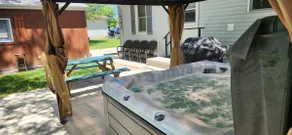 Cozy Port Clinton Getaway w/ Hot Tub - Image 2