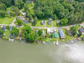 The Goodyear LakeShore Lodge - Image 4