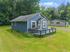 The Goodyear LakeShore Lodge - Image 5